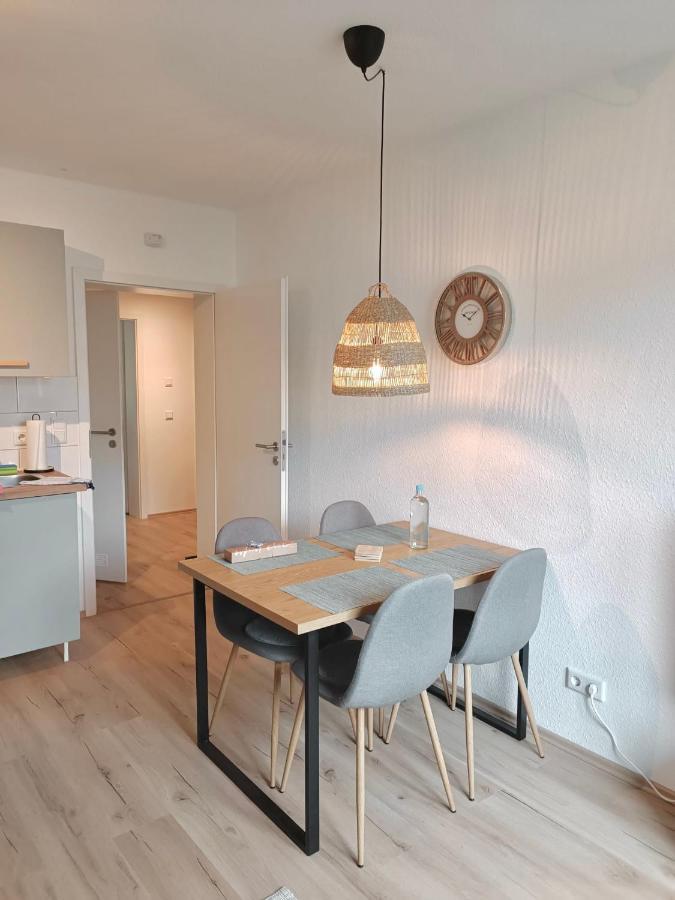 Bright And Central With 2 Beds Incl Workspace Lejlighed Bochum Eksteriør billede